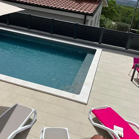 Lejlighed Dora Šmrika