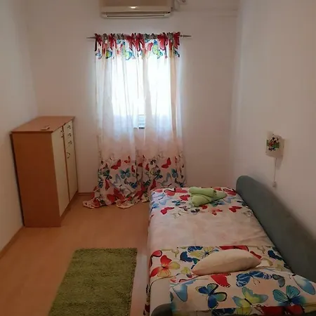 Lejlighed Dora Šmrika